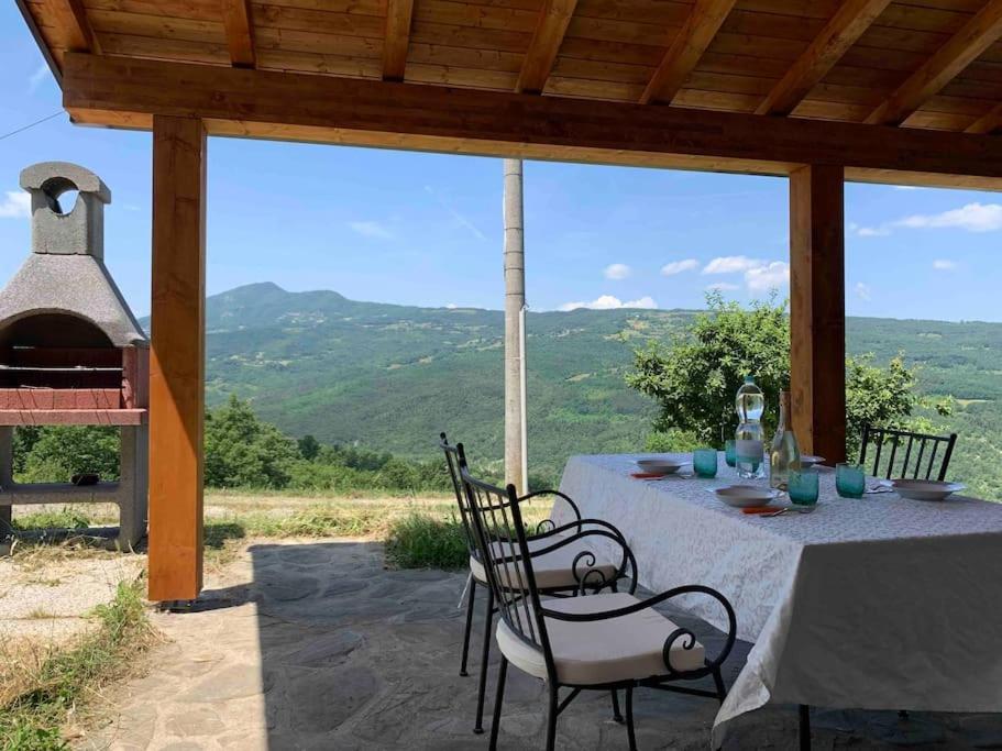 Вилла La Casa Sulla Collina Varsi Экстерьер фото